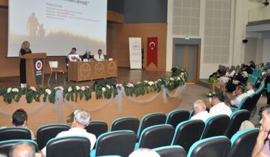 Balıkesir’de yetimlere yuva olma çağrısı yapıldı