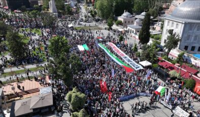 İstanbul’da “Her adım Gazze ve Kudüs için” yürüyüşü düzenlendi
