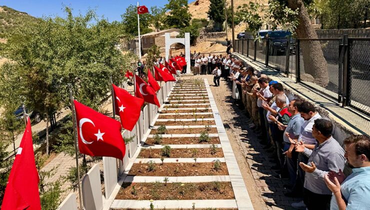 Mardin’de 38 yıl önce PKK’lı teröristlerce katledilen 30 kişi törenle anıldı