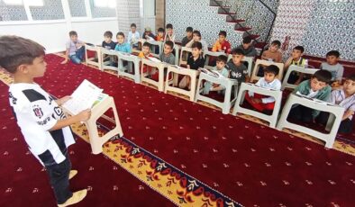 Gürpınar’da öğrenciler etkinliklerle öğreniyor