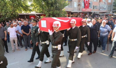 Şehit Üsteğmen Özsu memleketi Edirne’de son yolculuğuna uğurlandı