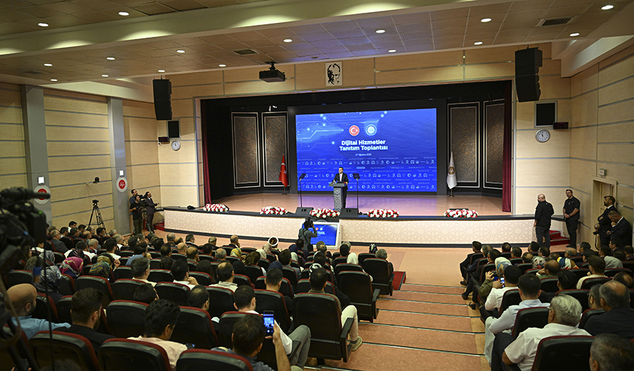 2025.08.27 Bakan Kacır, Diyanet İşleri Başkanlığı Dijital Hizmetler Tanıtım Toplantısı'nda Konuştu (4)