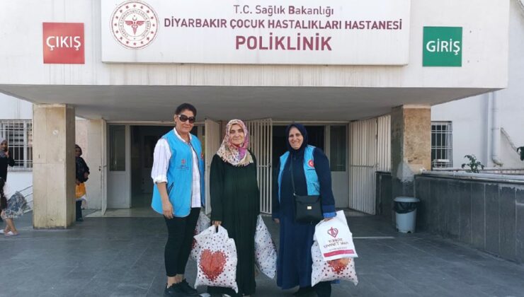 Müftülükten annelere anlamlı hediye