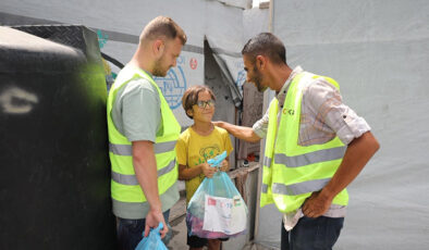 TİKA, açlıkla mücadele eden Gazzelilere gıda yardımlarını sürdürüyor