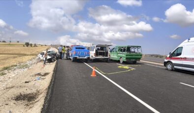 Tokat’ta 2 otomobilin çarpıştığı kazada 4 kişi öldü, 2 kişi yaralandı