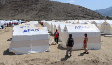 AFAD’dan Afganistan’daki depremzedelere barınma, beslenme ve hijyen malzemesi desteği