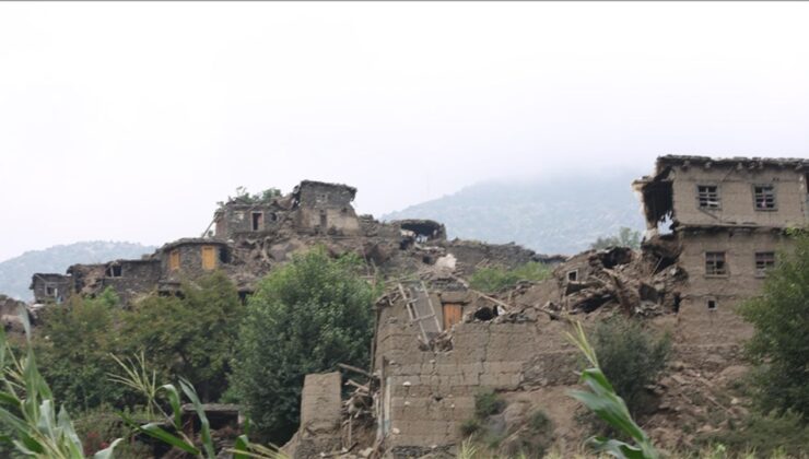 Afganistan’da meydana gelen depremde ölenlerin sayısı 2 bin 205’e yükseldi
