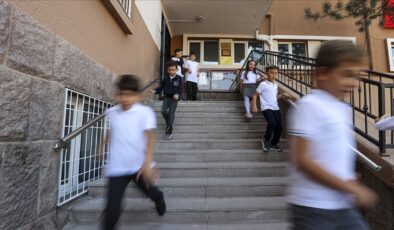 İstanbul’da 8 Eylül’de okullarda 10.00-15.00 saatlerinde eğitim verilecek