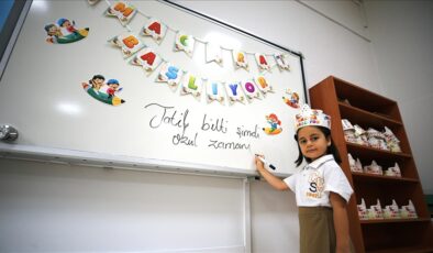 Türkiye genelindeki yaklaşık 18 milyon öğrenci dersbaşı yaptı