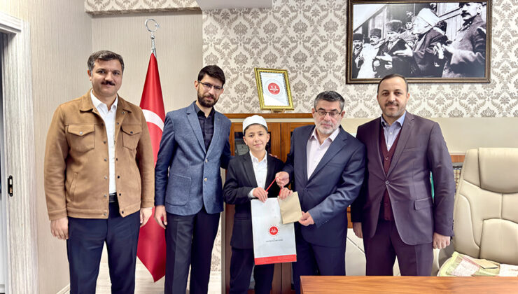 90 günde hafız oldu