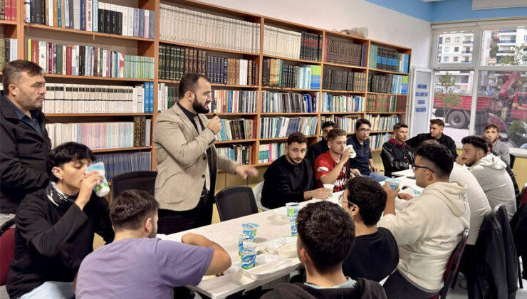 Görele Müftülüğü üniversite öğrencilerini ağırladı