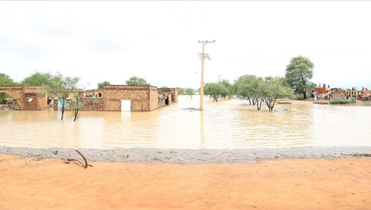 Güney Sudan’da seller nedeniyle on binlerce kişi yerinden oldu