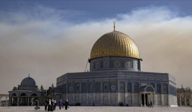 Kudüs Valiliği, işgalcilerin Mescid-i Aksa çevresindeki kazı çalışmaları konusunda uyardı