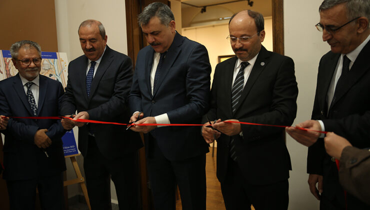 Müzehhip Sadrettin Er’in ‘Tarz’ sergisi Erzurum’da açıldı