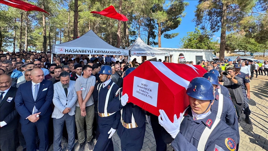 Şehit Jandarma Astsubay Çavuş Kemal Özgür'ün Cenazesi Osmaniye'de Defnedildi 1