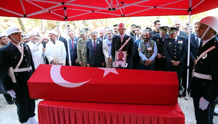 Şehit polis memuru Ömer Amilağ, Şanlıurfa’da son yolculuğuna uğurlandı