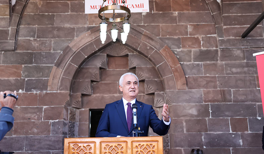 Tarihi Murat Paşa Camii 11