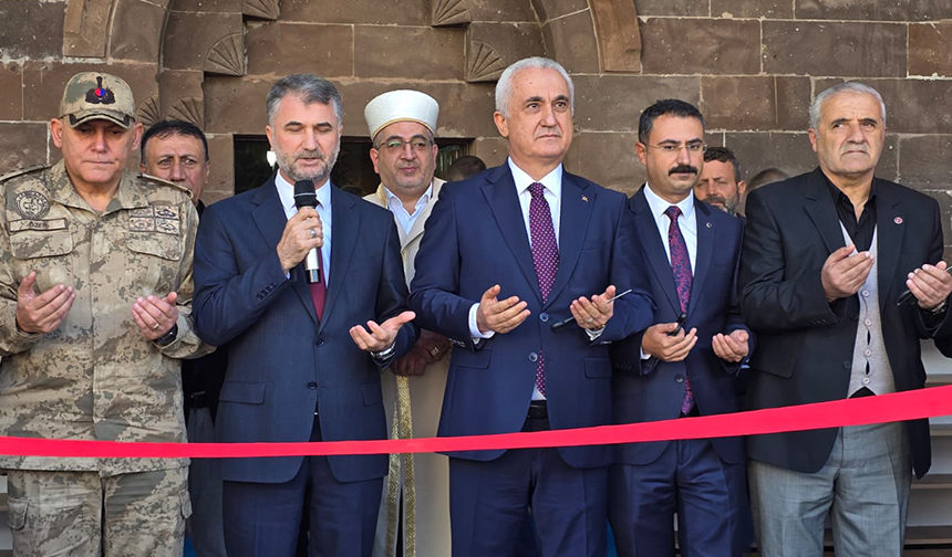 Tarihi Murat Paşa Camii 22