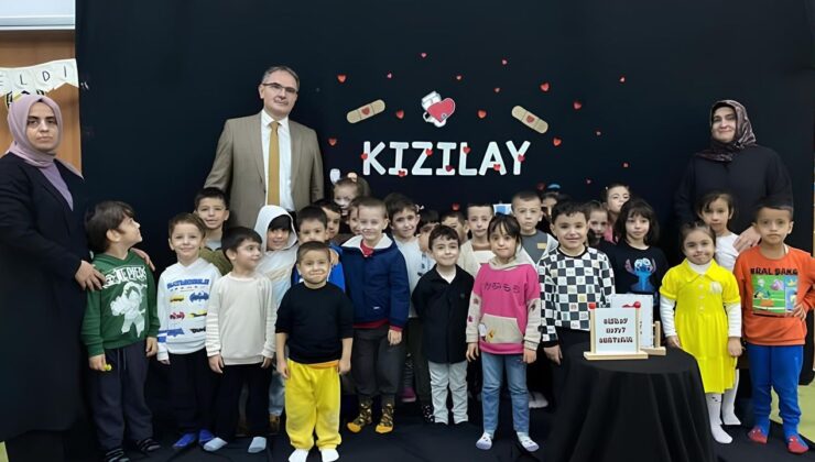 Bağcılar’da minikler Kızılay Haftasını kutladı
