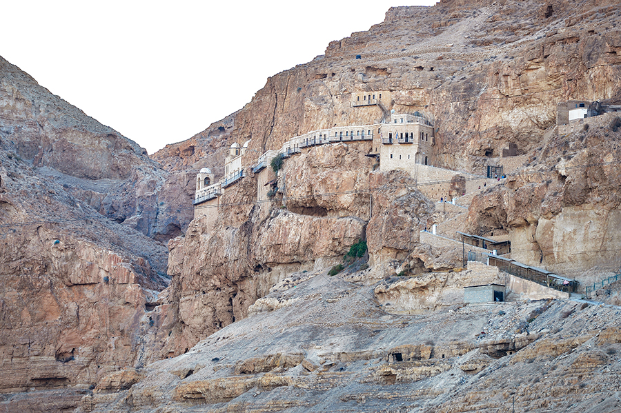 Aziz George Manastırı