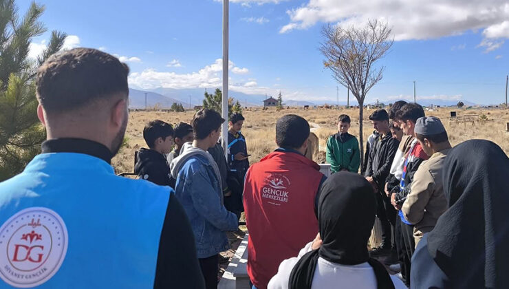 Gürpınar’da duyarlı gençler etkinlikte buluştu