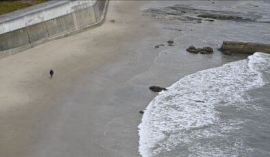Japonya’da 6,8 büyüklüğündeki depremin ardından hafif ölçekli tsunami meydana geldi
