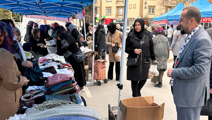 Simavlılar hayırda yarıştı