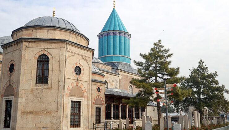 Konya Mevlana Türbesi