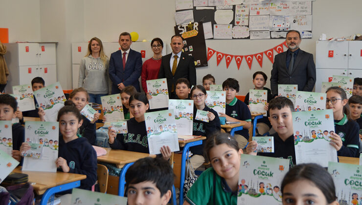 Gebze’de din görevlilerinden çocuklara anlamlı hediye