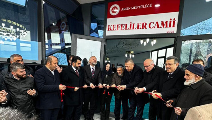 Arsin Kefeliler Camii dualarla açıldı