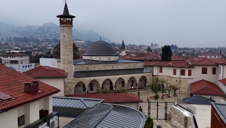 Din görevlisi Uğraş: Evimi değil, camimi merak ettim