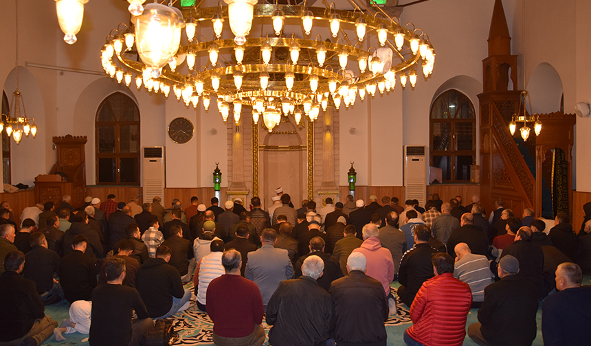 Giresunda İlk Teravih Namazı Kılındı 6
