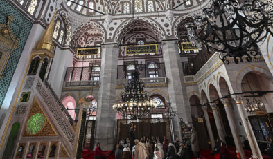 Üsküdar’ın silüetinde üç asırlık estetik miras Valide-i Cedid Camii