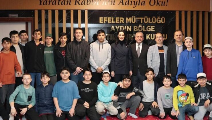 Aydın’da hayırseverlerle hafızlar iftar sofrasında buluştu