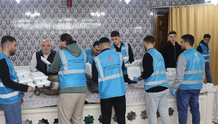 Gümüşhane’de gençler “Dünden Bugüne Vefa İftarı”nda buluştu