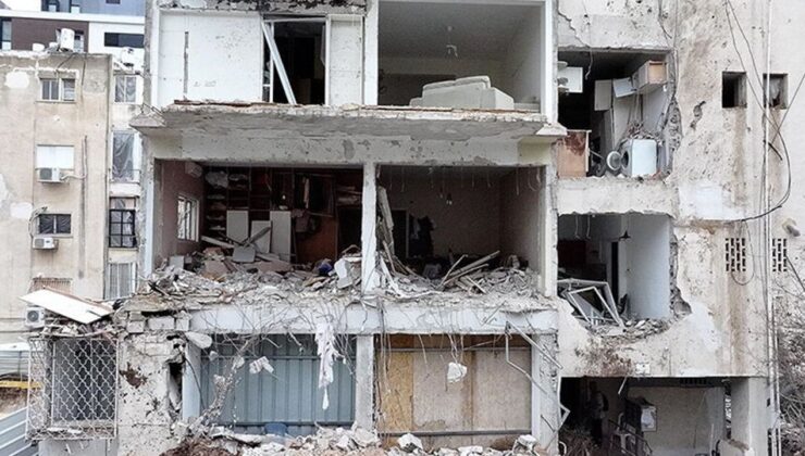 İran, Tel Aviv’i vurdu
