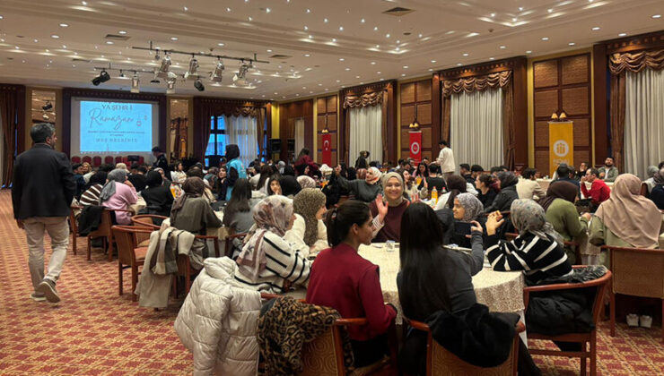 Malatya’da üniversiteli gençler iftarda buluştu