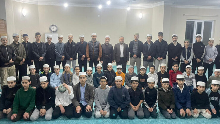 Müftü Okuş, hafızlık öğrencileri ile buluştu