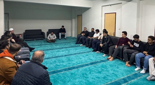 Müftü Tekin: Sizler Türkiye’nin dünyadaki gönüllü elçilerisiniz