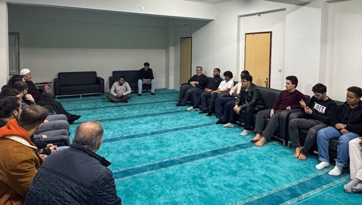 Müftü Tekin: Sizler Türkiye’nin dünyadaki gönüllü elçilerisiniz