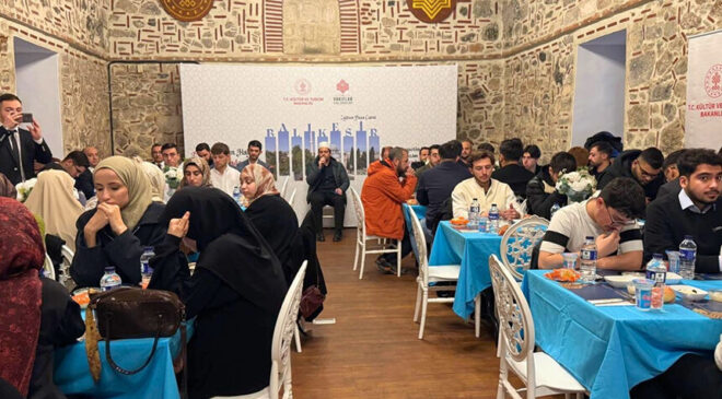 Müftü Yaşar: Gençlerimizle iftihar ediyoruz