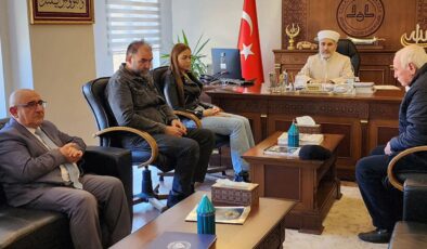 Rusya Vatandaşı Alena Knaub Müslüman oldu