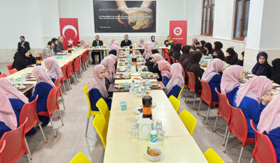 TDV Rize’den öğrencilere iftar