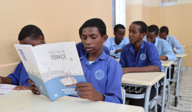 TDV’nin Somali’de 14 yıl önce açtığı okul 700 öğrenciyi mezun etti