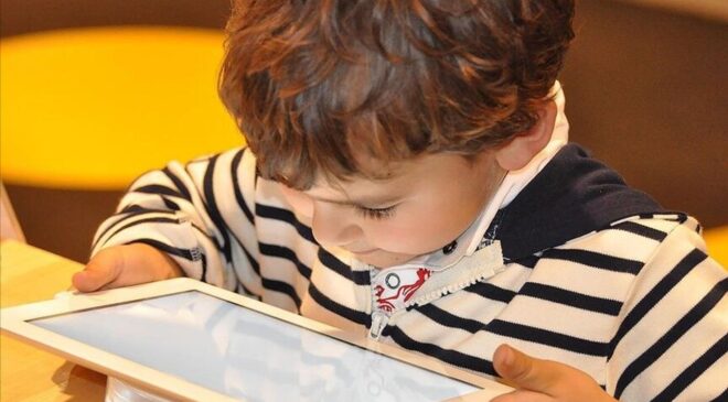 15 yaşını doldurmayan çocuklar sosyal ağlara giremeyecek