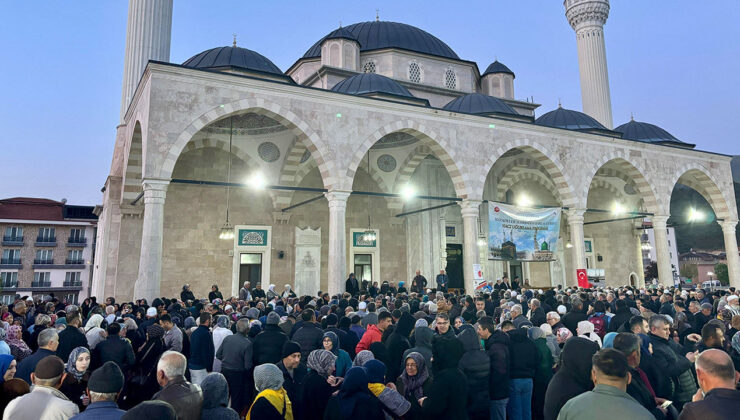 Amasya’da hacı adayları kutsal topraklara uğurlandı