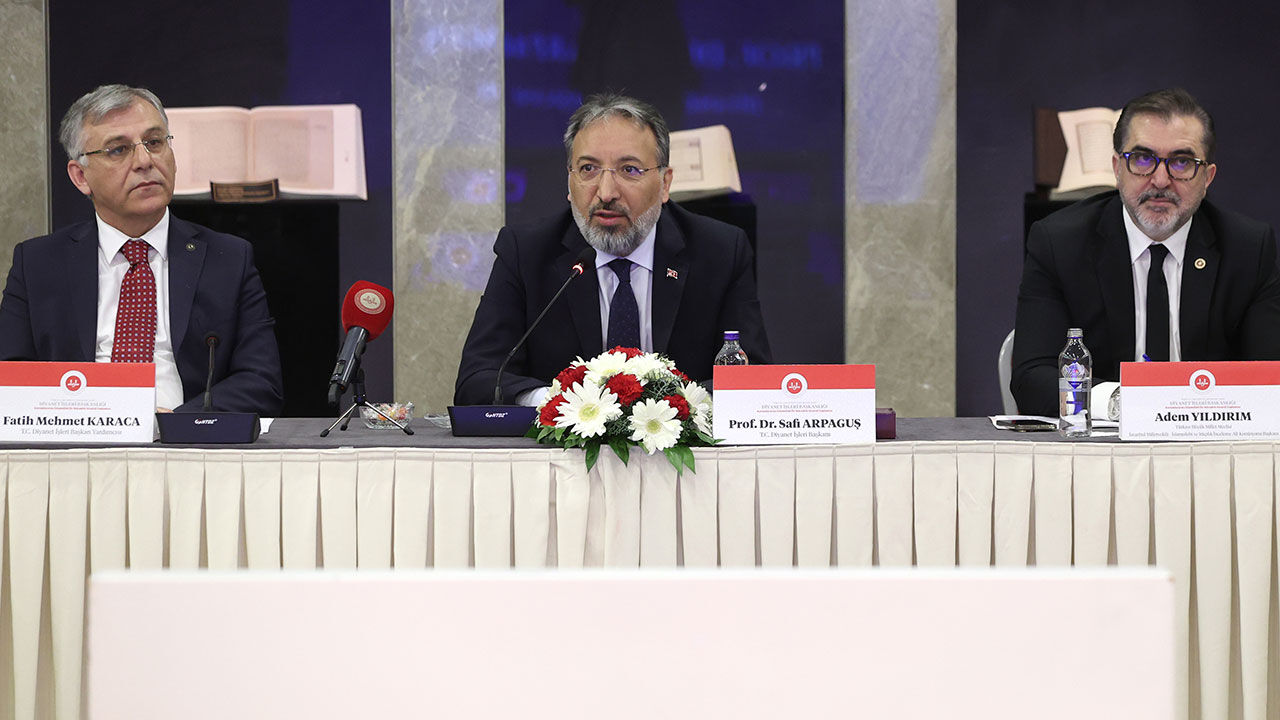 Safi Arpaguş Islamofobi 33