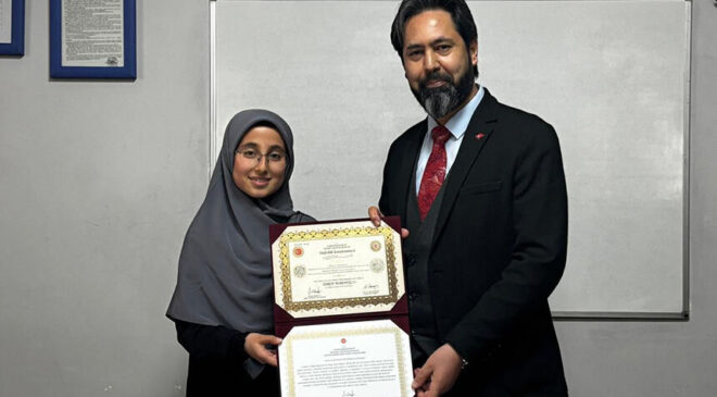 Aziziye’de hafızlar belge aldı