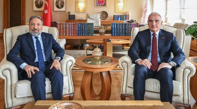 Başkan Arpaguş, Kültür ve Turizm Bakanı Ersoy ile bir araya geldi