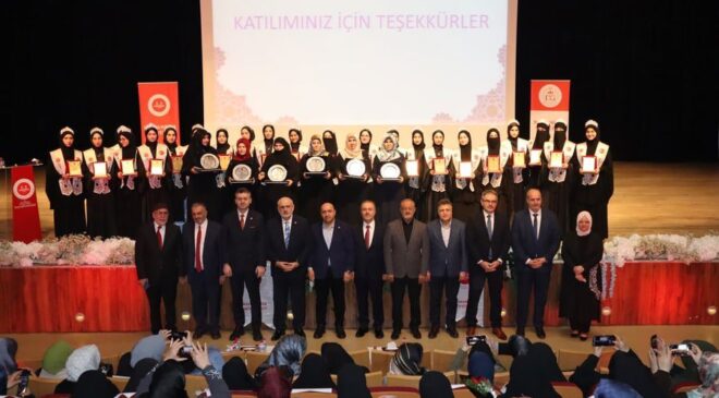Bayrampaşa’da 22 hafız icazetini aldı